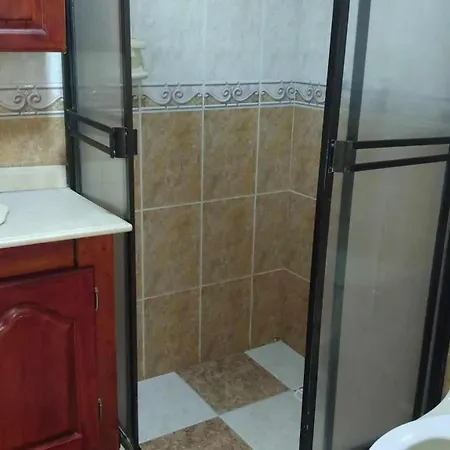 Comfortable Apartmento Frente Al Mar, A/c / Pool Apartamento Cartagena